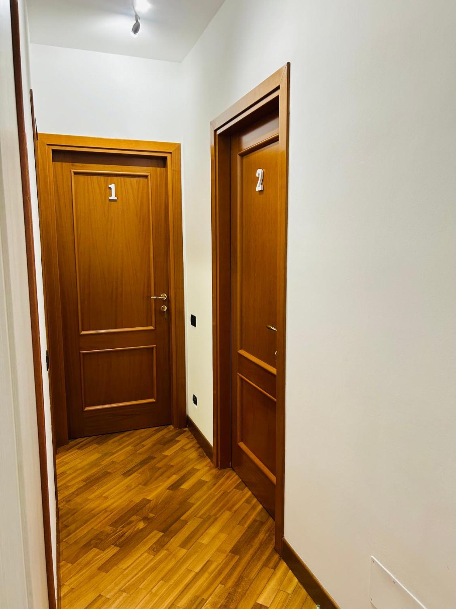 The House Room Aeroporto Fiumicino Exteriör bild